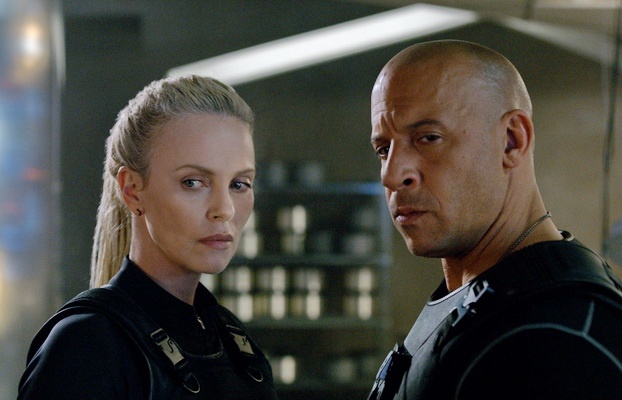 Trailer bom tan 'Fast & Furious 8' hinh anh