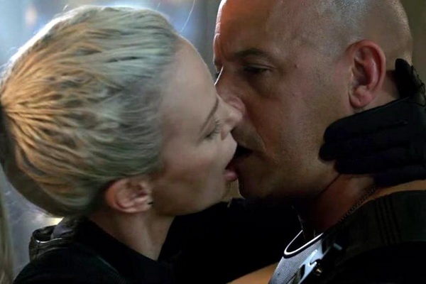 Charlize Theron ke ve nu hon voi Vin Diesel trong ‘Fast & Furious 8’ hinh anh