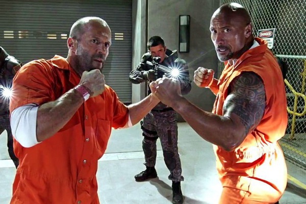 Jason Statham, The Rock tham gia phan ngoai truyen ‘Fast & Furious’ hinh anh