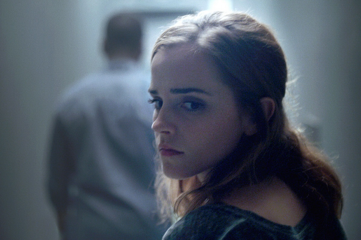 ‘Vong xoay ao’: Emma Watson dien cuong dieu den muc qua lo hinh anh