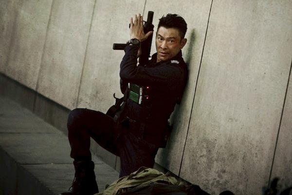 ‘Song du’: Phim hanh dong ‘dau voi duoi chuot’ cua Luu Duc Hoa hinh anh