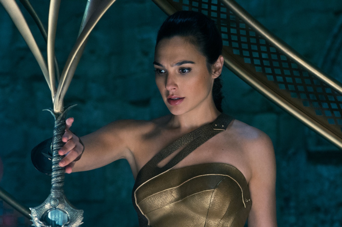 Gal Gadot suyt nghi dien truoc ‘Wonder Woman’ hinh anh