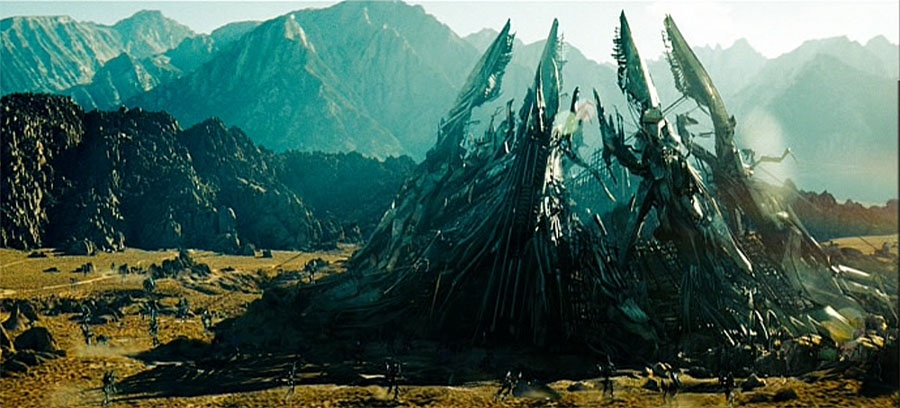 luoc su phim Transformers anh 2