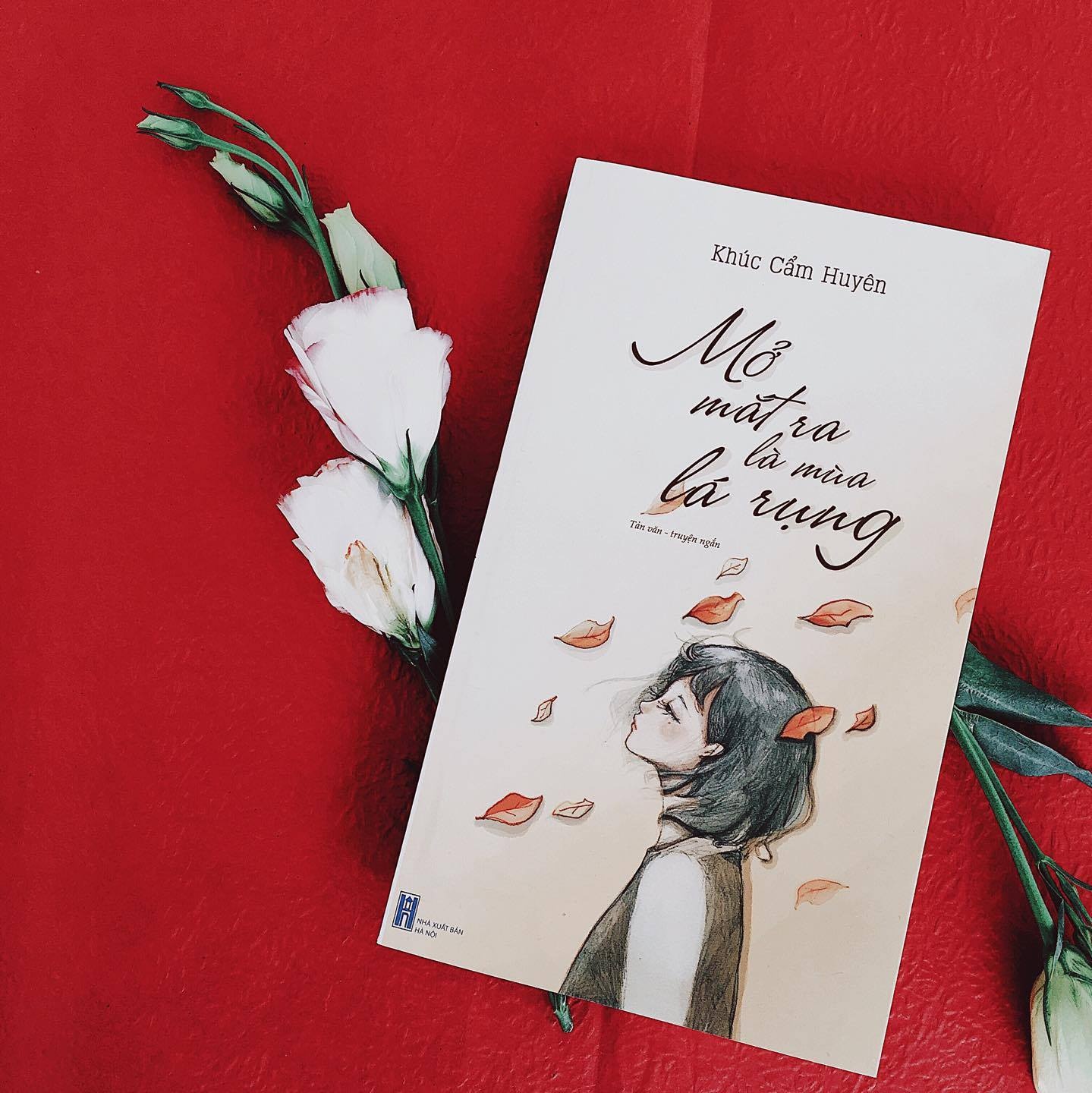 sách Mở mắt ra là mùa lá rụng ảnh 1 sach Mo mat ra la mua la rung anh 1