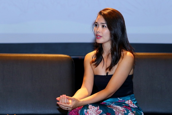 Nu dien vien Phap goc Viet noi ve 'Bau troi do' hinh anh