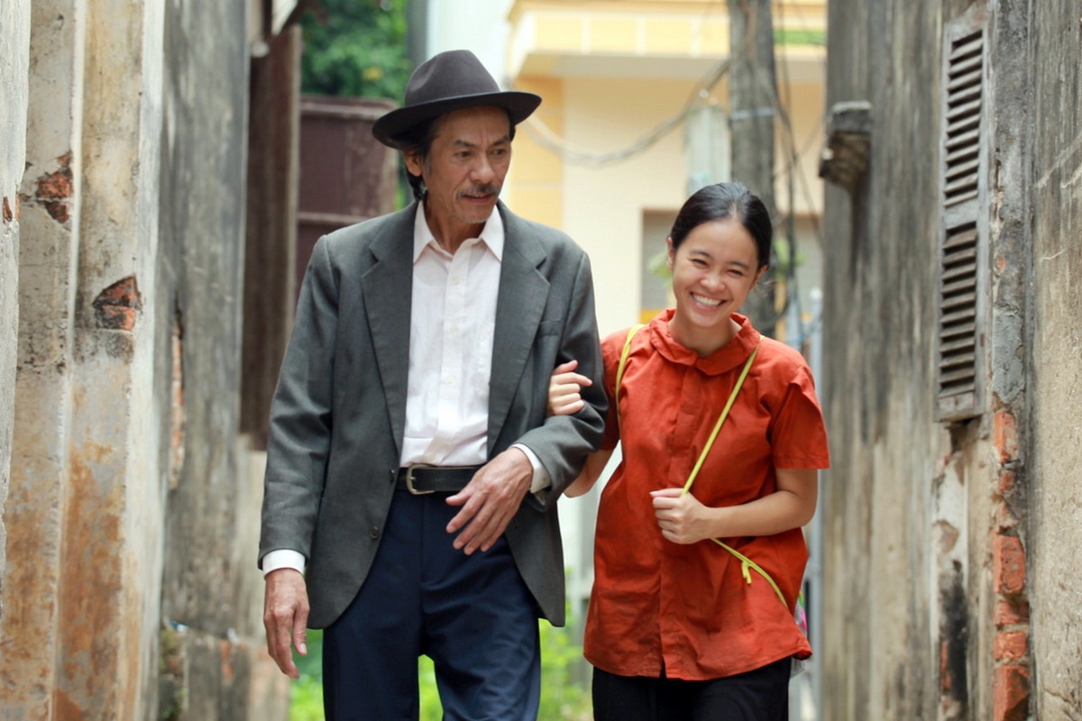 Dao dien ‘Ao lua Ha Dong’ lam phim moi voi e-kip dien vien nguoi Bac hinh anh