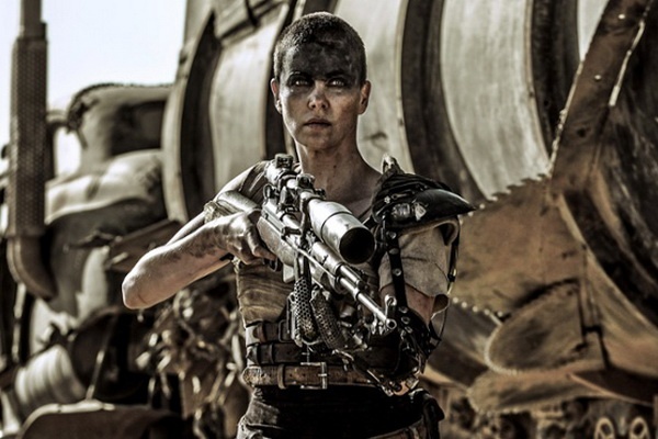 Charlize Theron hao huc muon dong tiep ‘Max Dien’ hinh anh