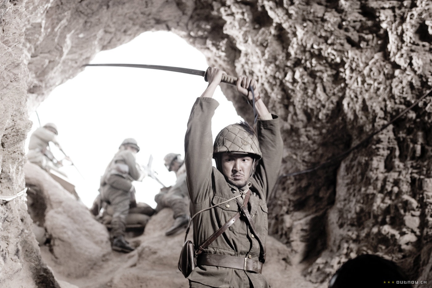 phim ve The chien thu hai anh 6