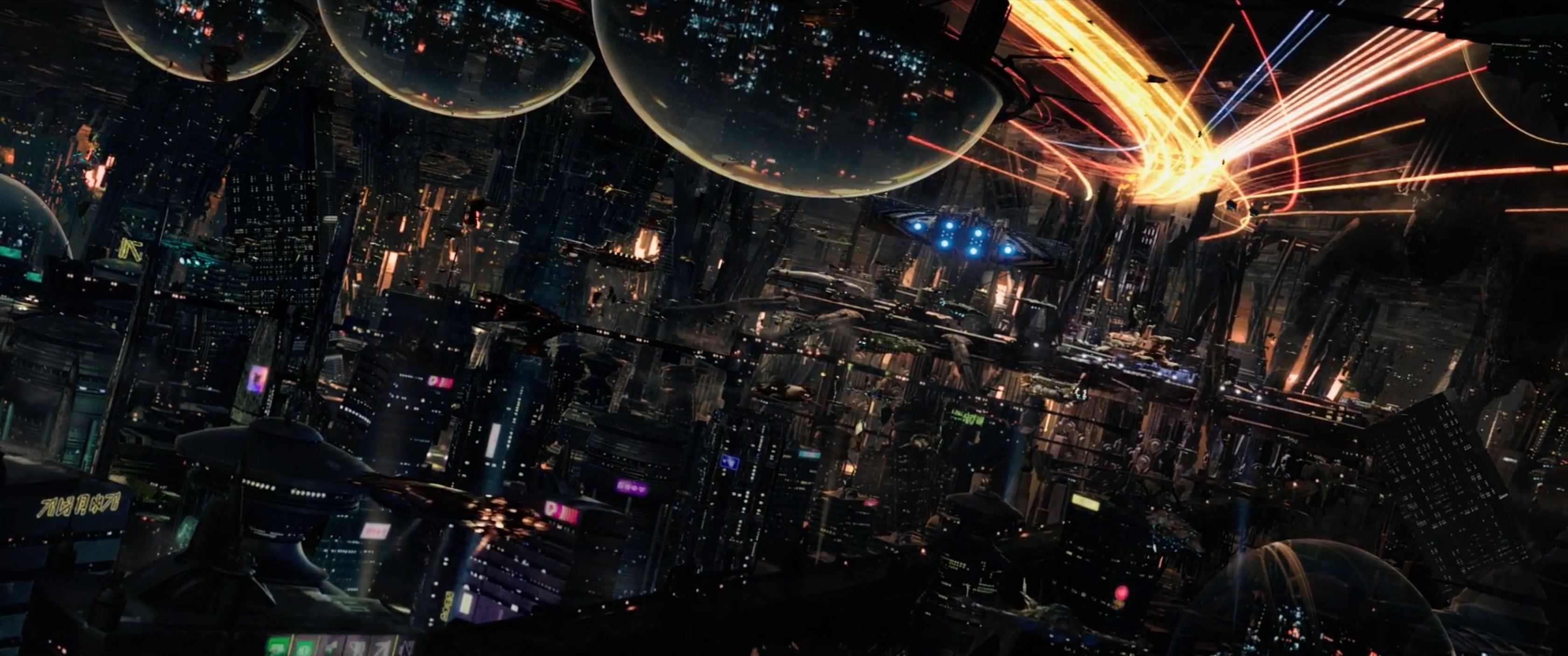 review phim Valerian anh 2