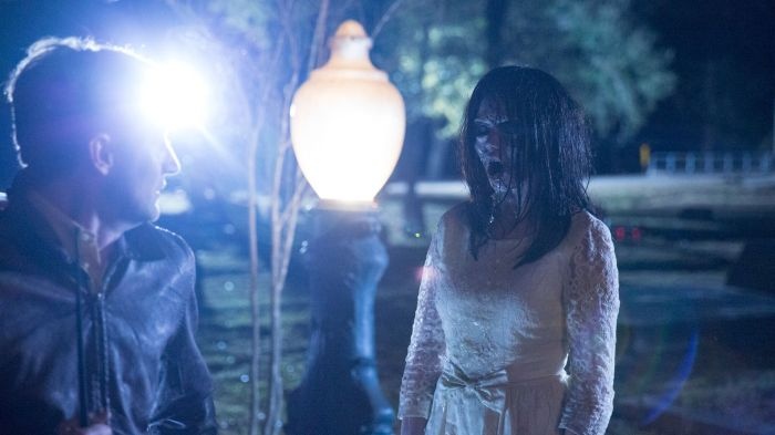 Trailer bo phim 'Xac chet dem trang' hinh anh