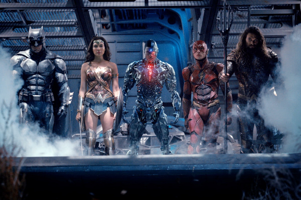 Gan 40.000 chu ky doi xem ban dung dau tien cua ‘Justice League’ hinh anh