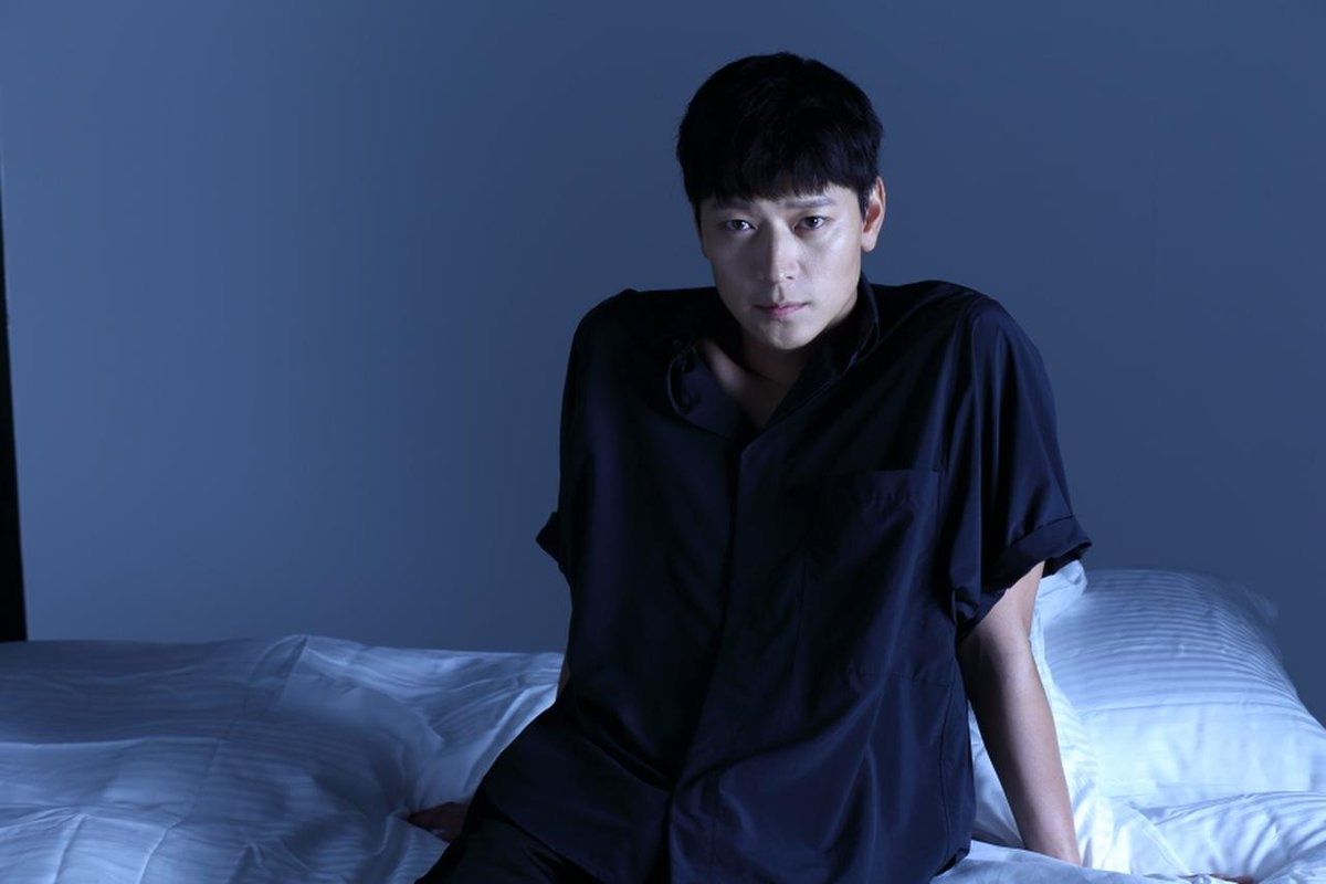 Lan dau lan san Hollywood, Kang Dong-won lap tuc nhan vai chinh hinh anh