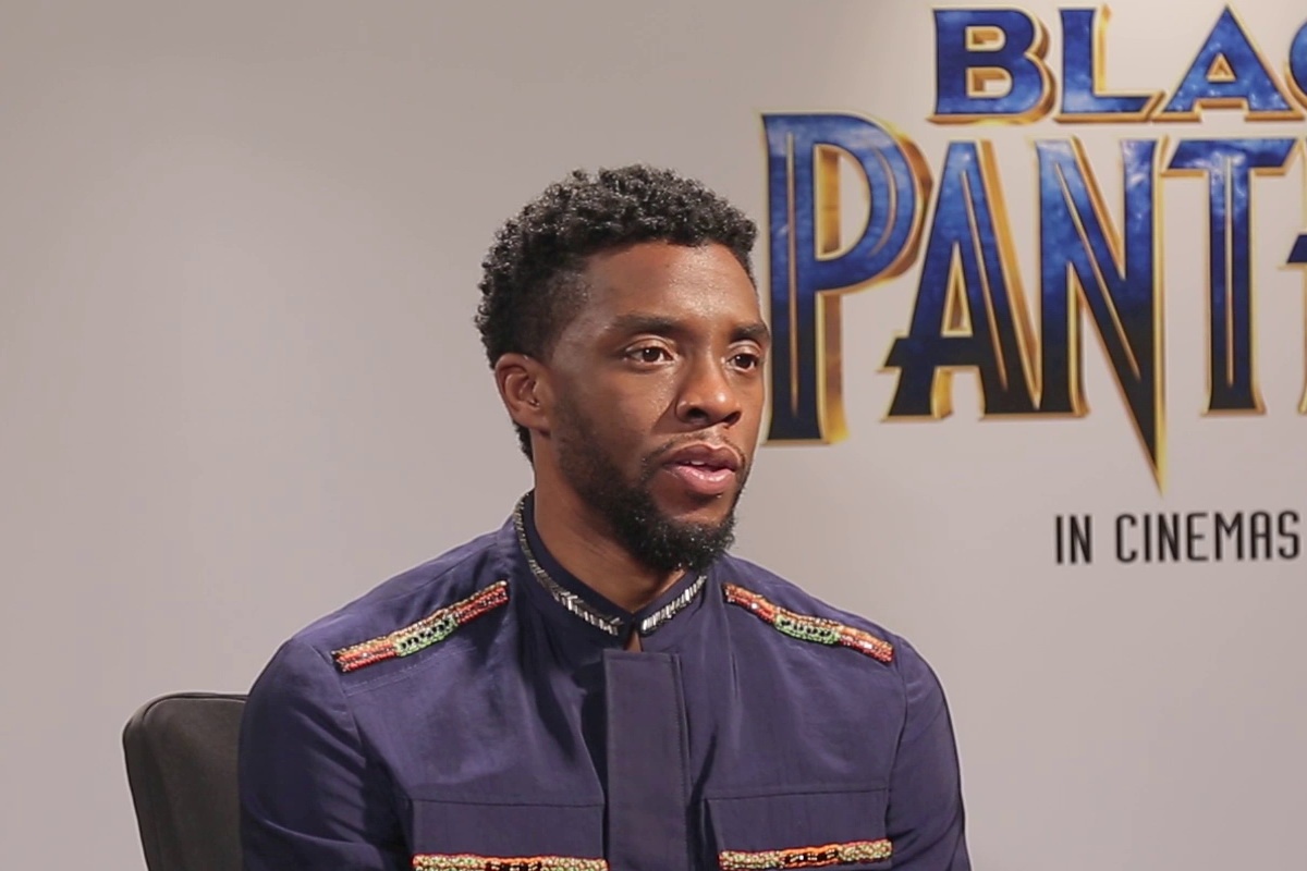 Chadwick Boseman tra loi phong van Zing.vn hinh anh