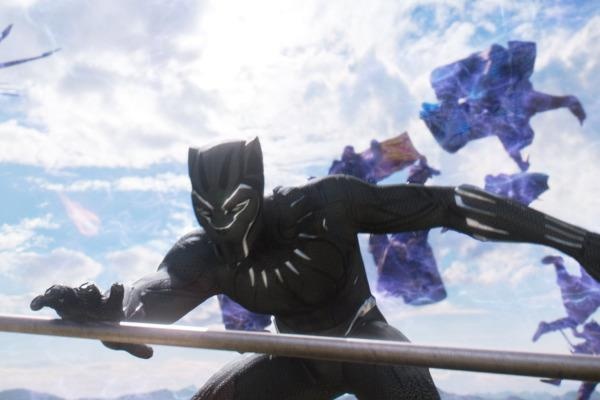 Lap them ky tich phong ve, ‘Black Panther’ nham toi cot moc 1 ty USD hinh anh