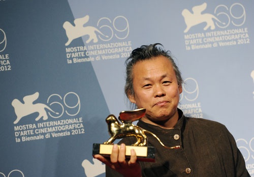 Dao dien hang dau Han Quoc bi cao buoc toi hiep dam hinh anh