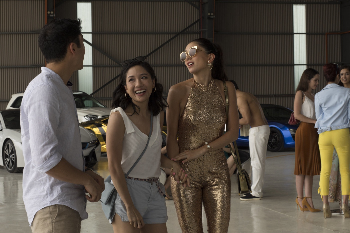 Trailer bo phim 'Crazy Rich Asians' hinh anh