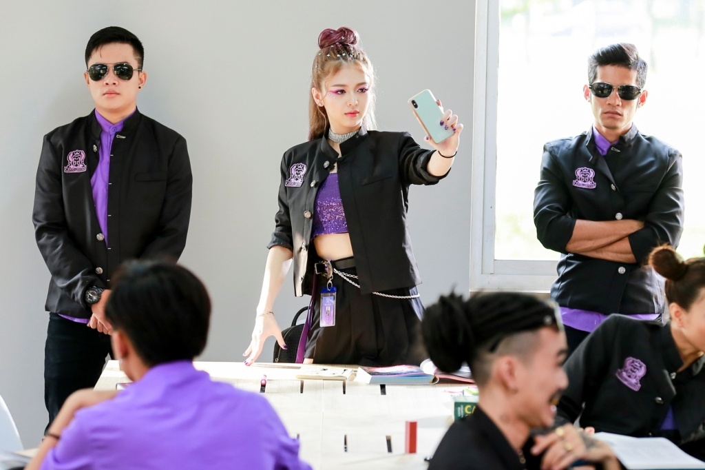Trailer bo phim 'Truong hoc ba vuong' hinh anh