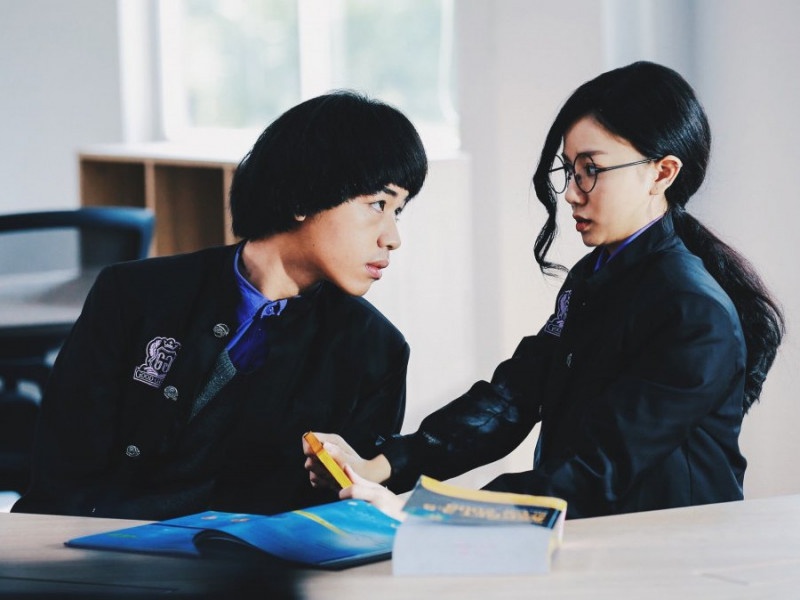 review phim Truong hoc ba vuong anh 4