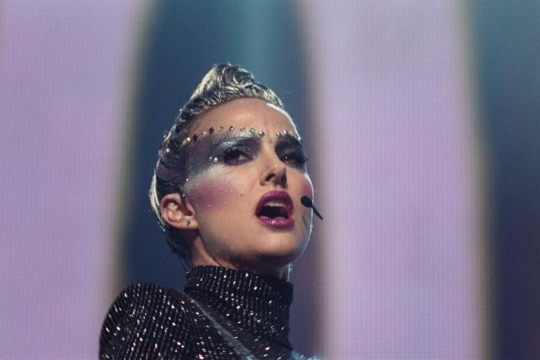 Sam vai sieu sao nhac pop, Natalie Portman muon giong Sia hinh anh