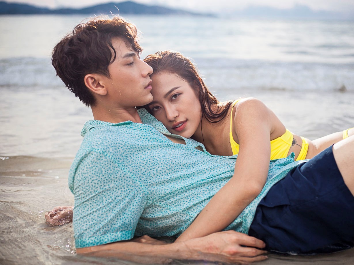 ‘Mua viet tinh ca’: Khuc hat thanh xuan mau sac nhung khiem khuyet hinh anh