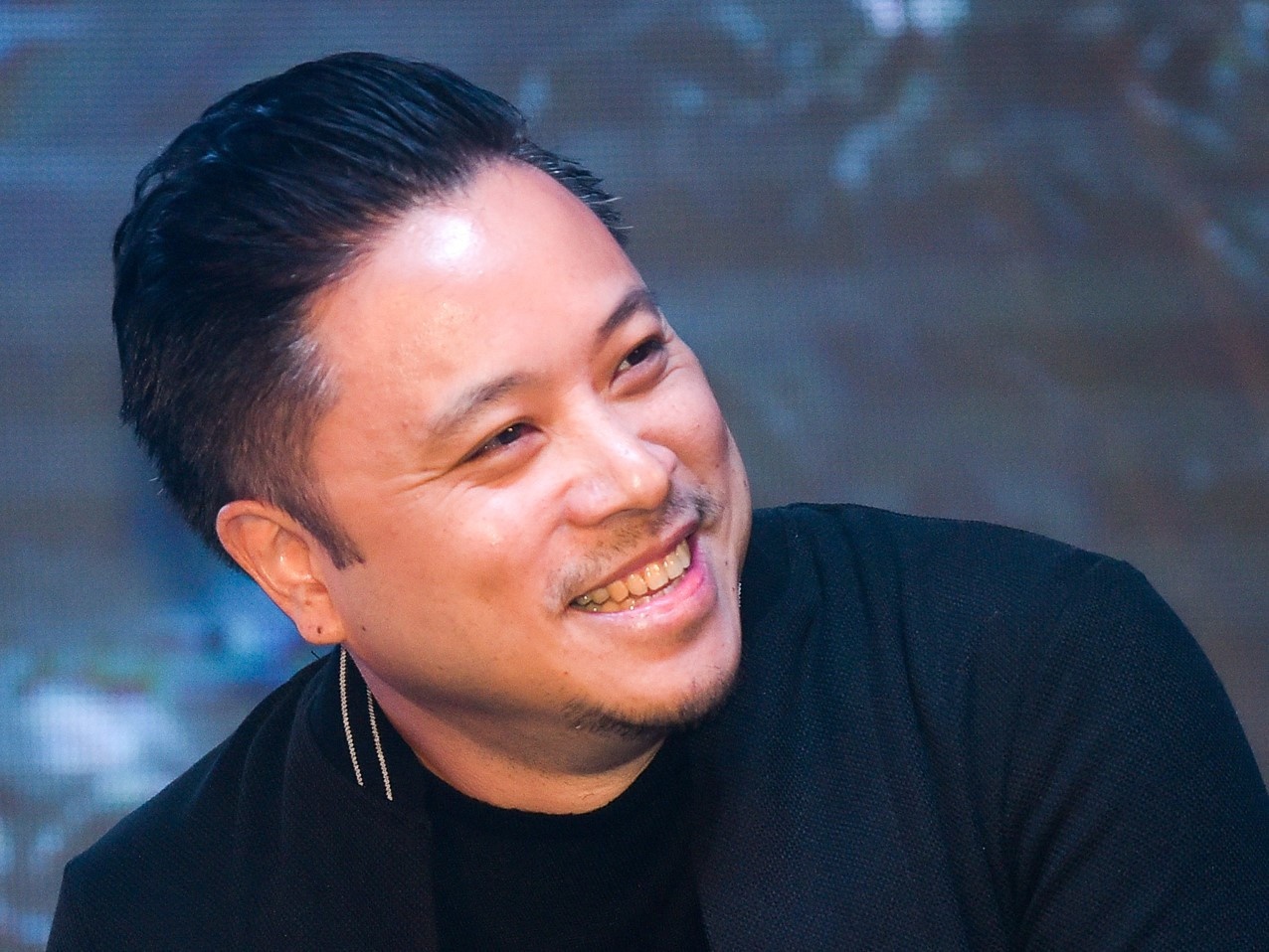 Victor Vu chuyen the ‘Mat biec’ cua nha van Nguyen Nhat Anh hinh anh