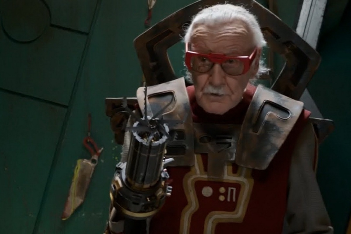 Stan Lee qua doi anh 10