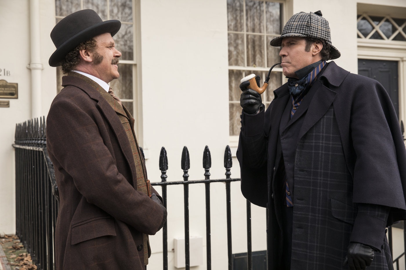 Trailer bo phim 'Holmes & Watson' hinh anh