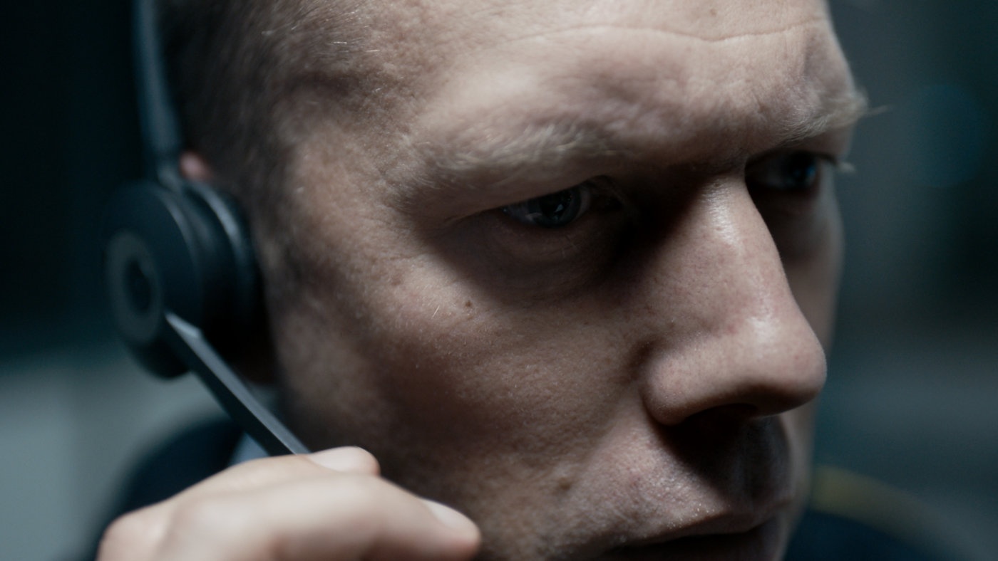 Trailer bo phim 'The Guilty' hinh anh