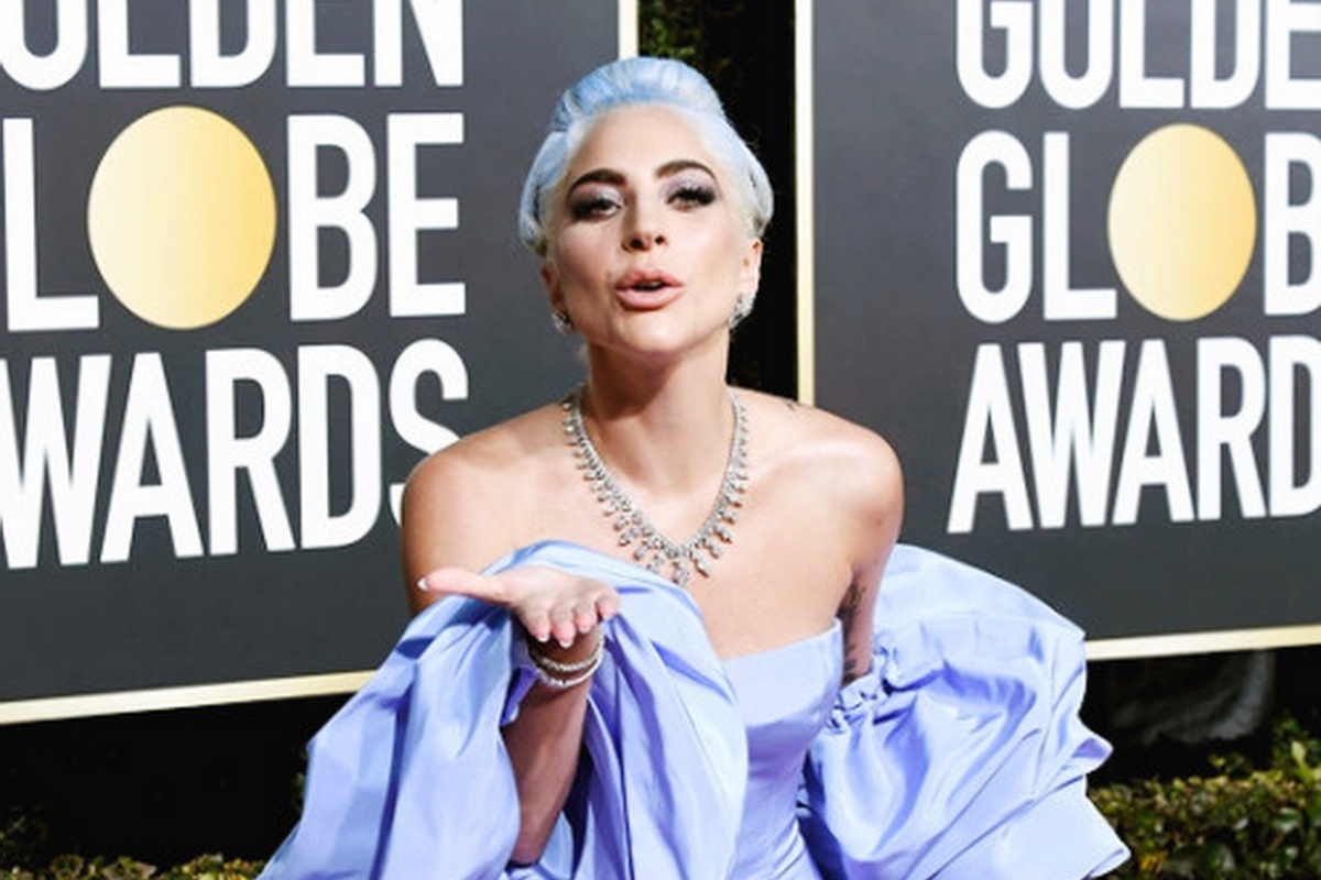 Fan Lady Gaga gian du khi than tuong thua giai dien xuat Qua cau vang hinh anh