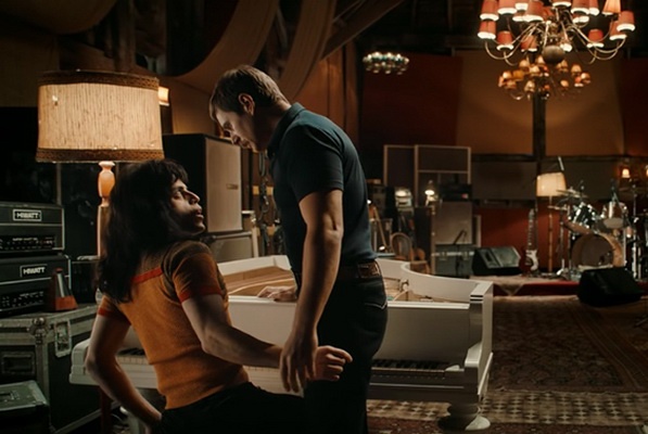 ‘Bohemian Rhapsody’ ra rap Trung Quoc sau khi loai het canh dong tinh? hinh anh