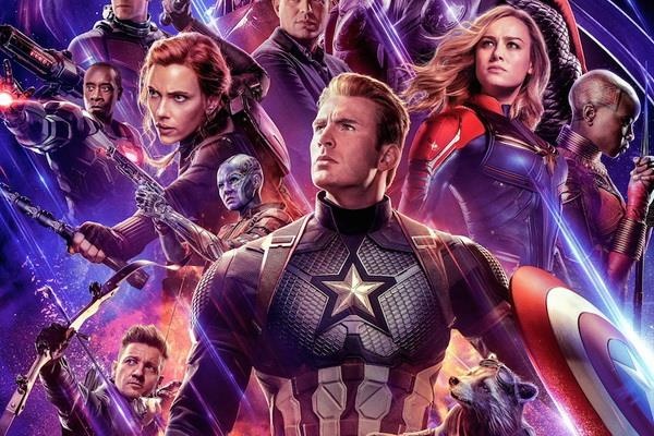 Poster cua ‘Avengers: Endgame’ bat ngo phai hung chiu chi trich hinh anh