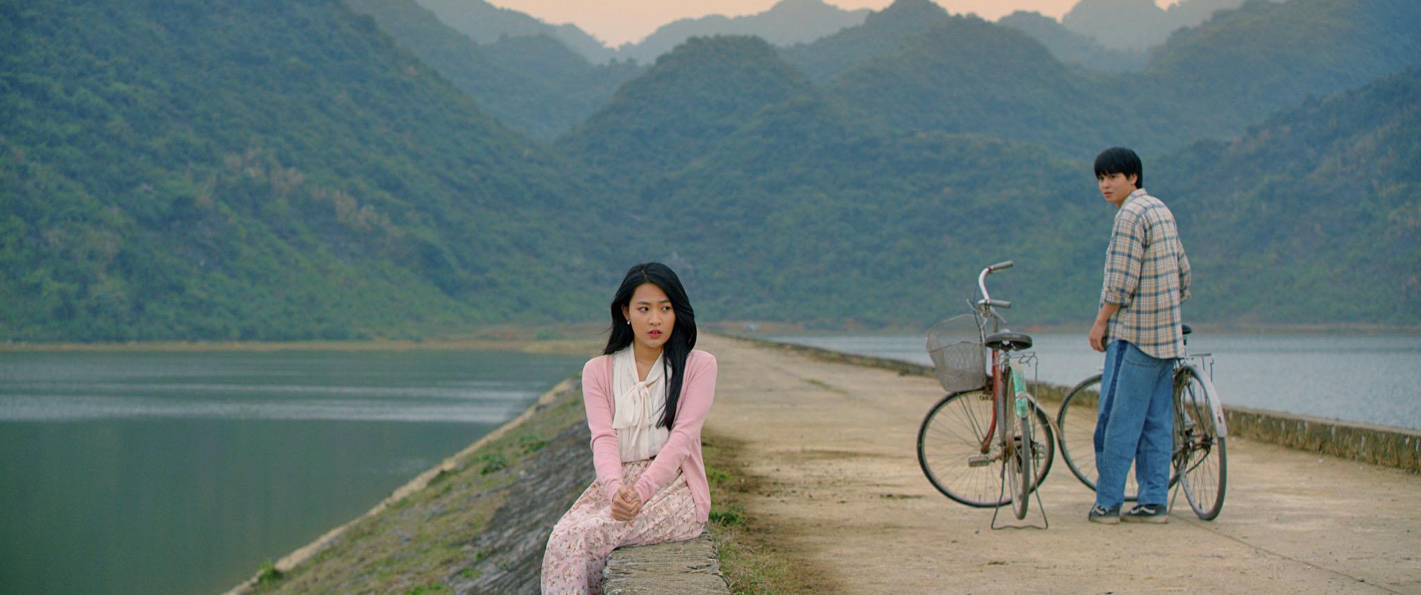 review phim Tháng 5 để dành ảnh 4 review phim Thang 5 de danh anh 4