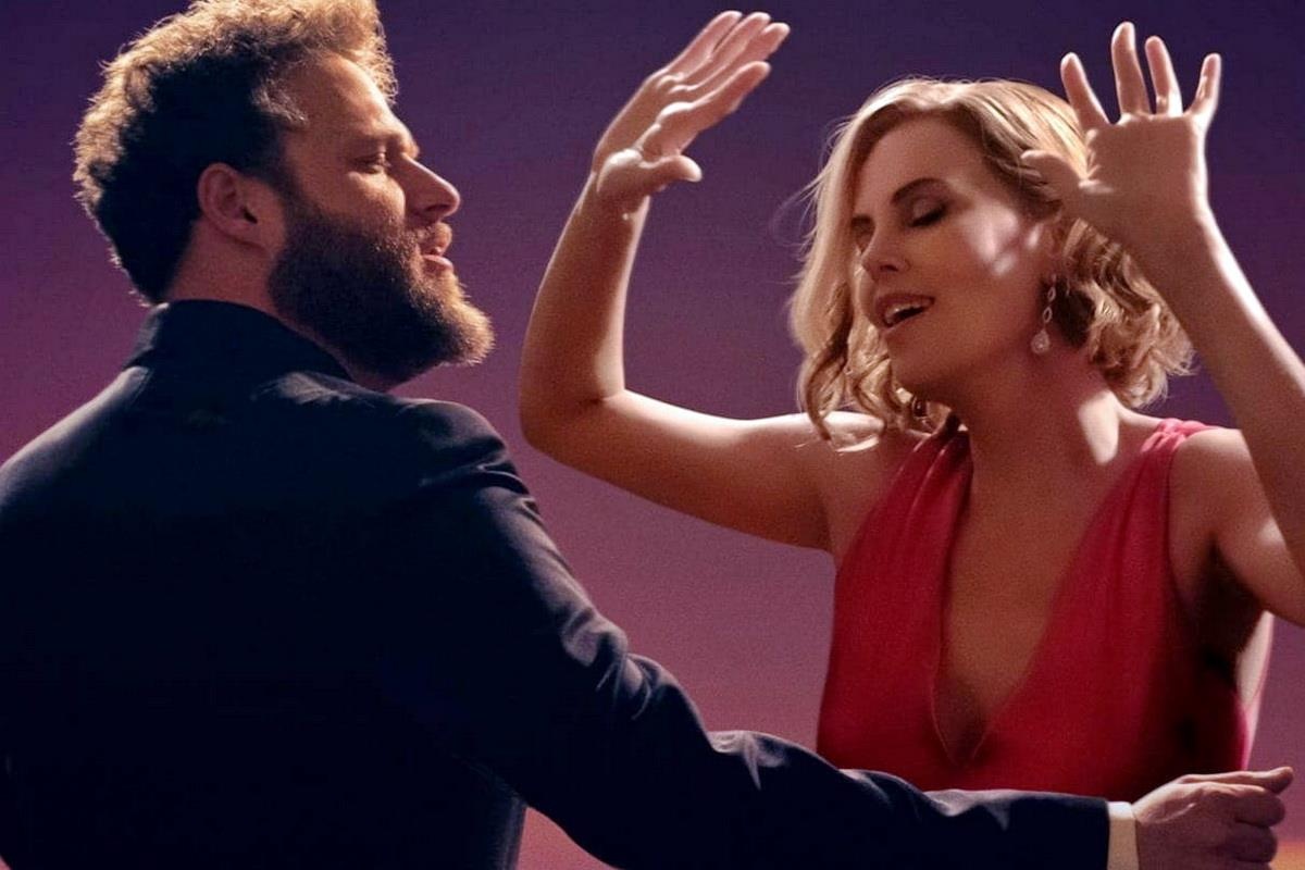 ‘Yeu nham sep bu’ - cau chuyen tinh coc cach hai huoc va duyen dang hinh anh