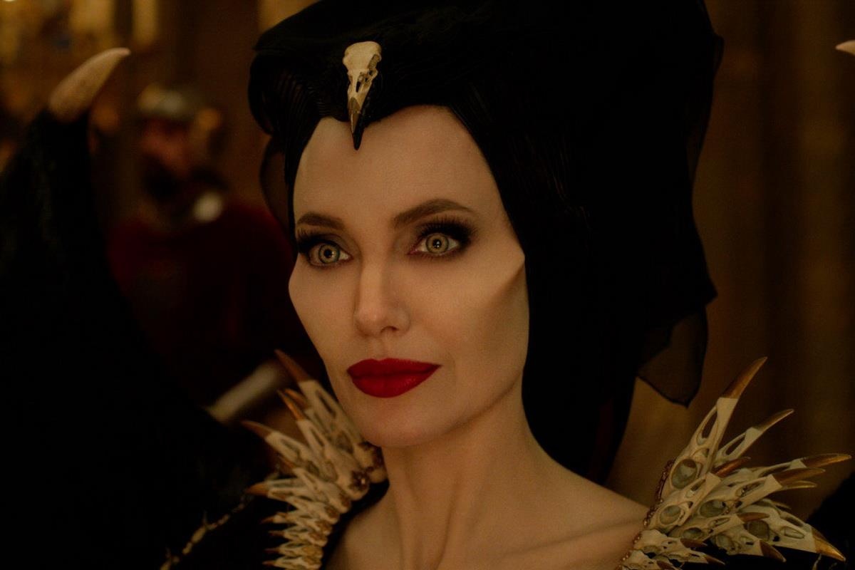 Vi sao ‘Tien hac am 2’ cua Angelina Jolie rat quan trong voi Disney? hinh anh