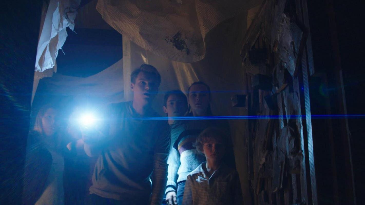 review phim Lời nguyền Con Đầm Bích ảnh 2 review phim Loi nguyen Con Dam Bich anh 2