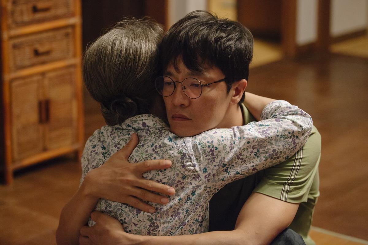 review phim Dieu ba me khong ke anh 3