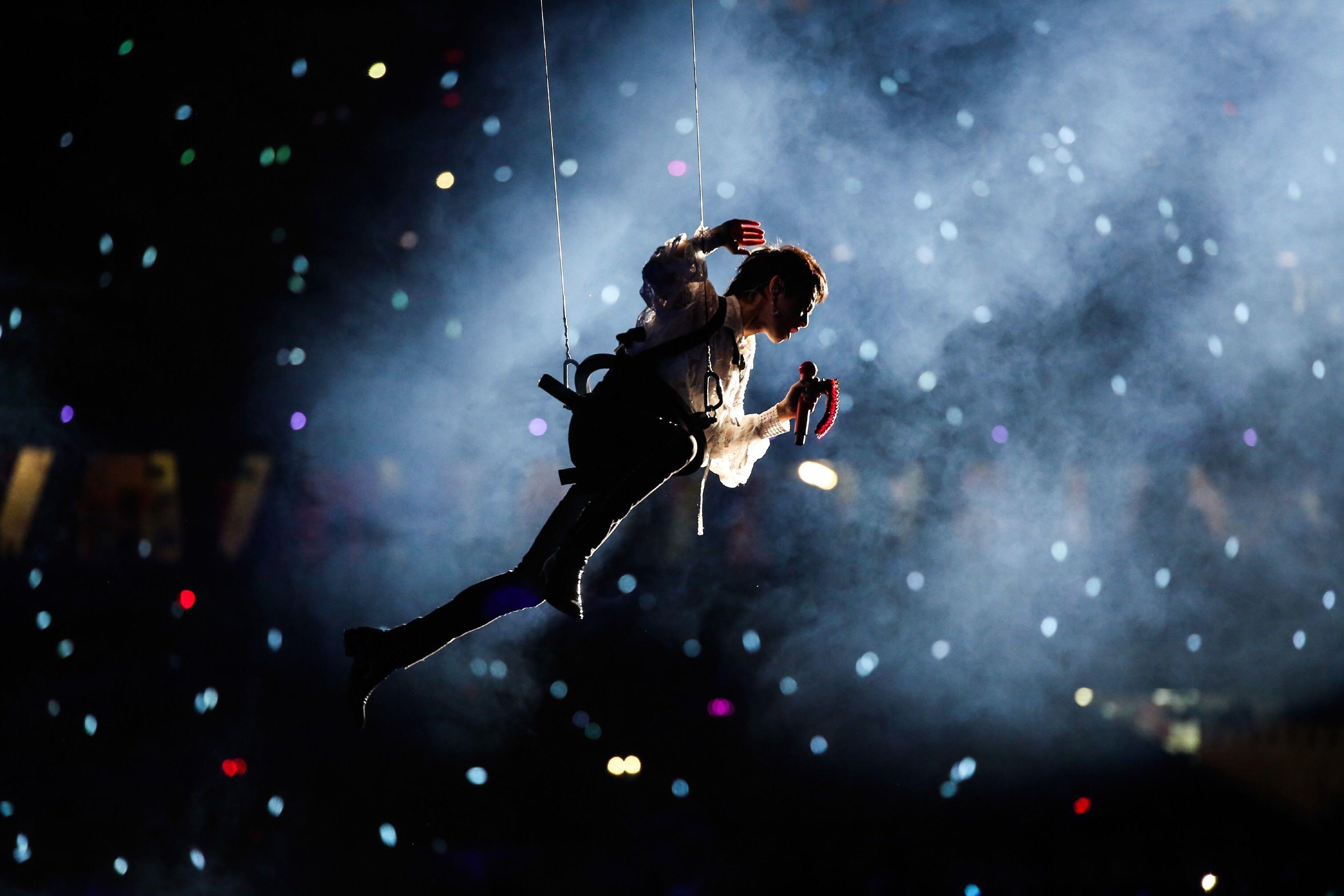 Hoa Thần Vũ là ai ảnh 3 Hoa Than Vu la ai anh 3