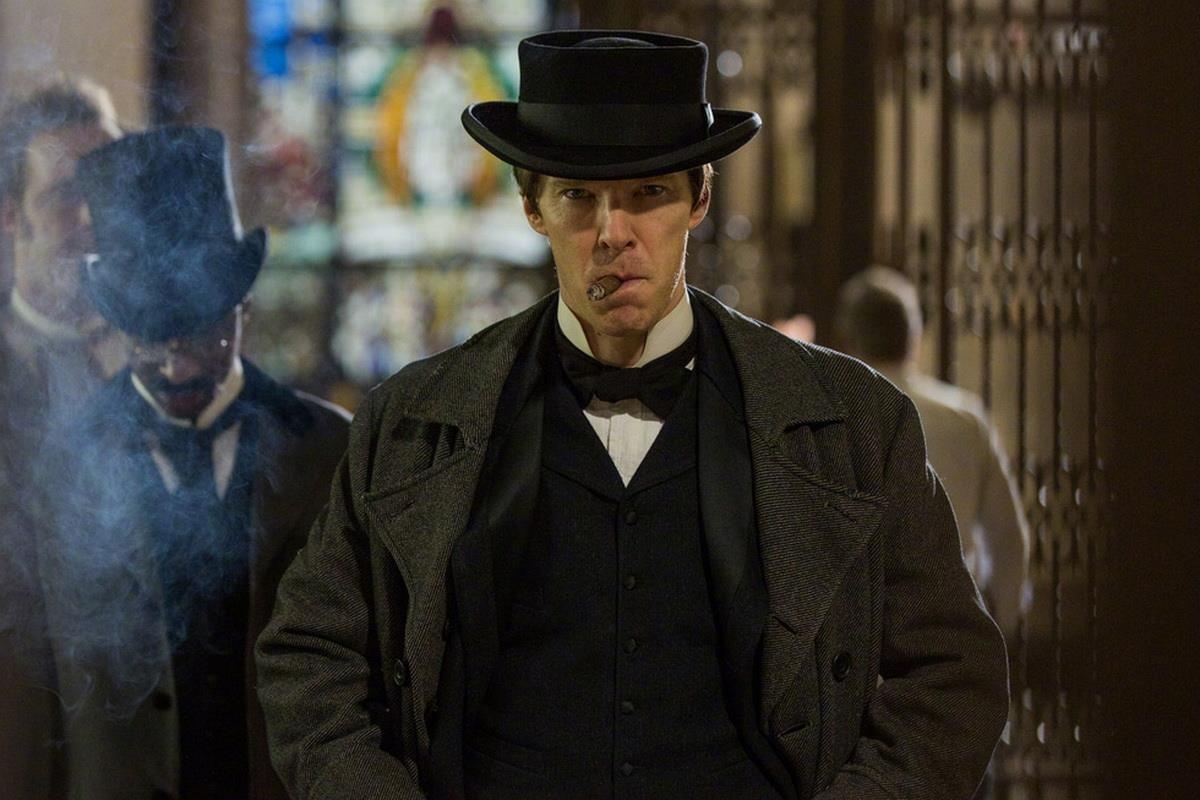 'Tran chien anh sang' - 'Doctor Strange' cung khong cuu noi do nhat hinh anh