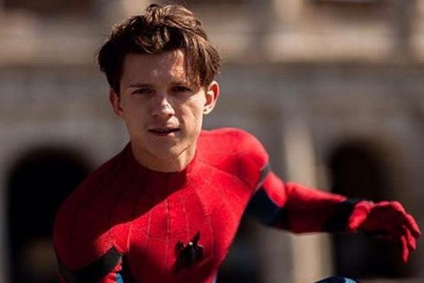 Sony ‘tam dong cua’ voi Marvel Studios vu Nguoi Nhen hinh anh