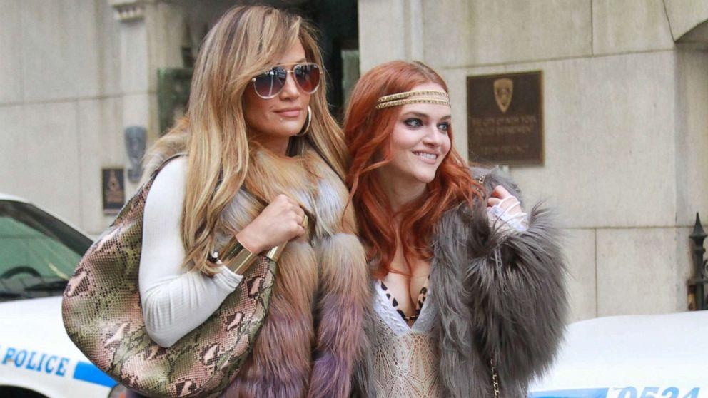 Trailer bo phim 'Hustlers' hinh anh