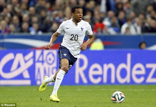 Loic Remy vo mong gia nhap Liverpool vi qua yeu hinh anh