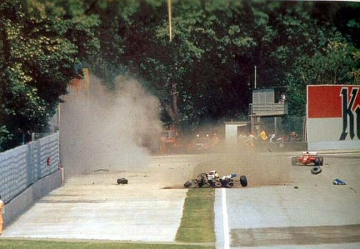 Huyen thoai Ayrton Senna tu nan tai Imola 1994 hinh anh