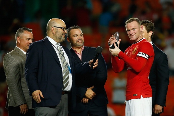 Rooney khoi nguon cho man nguoc dong cua M.U hinh anh