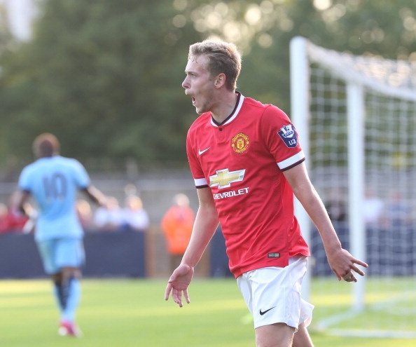 Pha poker dang cap cua tai nang tre James Wilson hinh anh