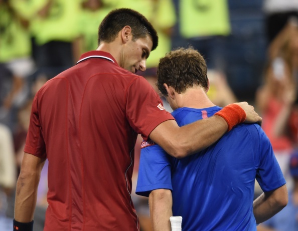 Djokovic an ui doi thu sau khi gianh ve vao vong 2 US Open hinh anh