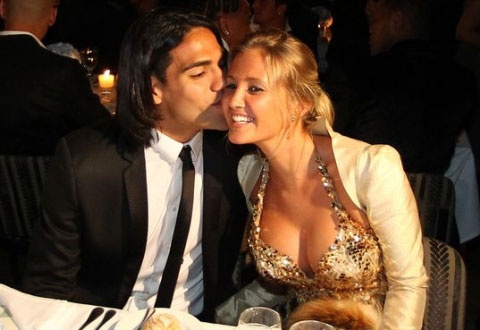 Falcao - Ngoi sao khong ty vet cua Quy do hinh anh