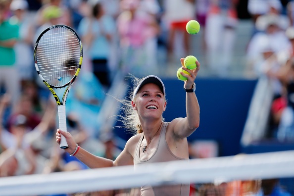 Ban ket US Open 2014: Wozniacki 1-0 Peng Shuai (bo cuoc) hinh anh