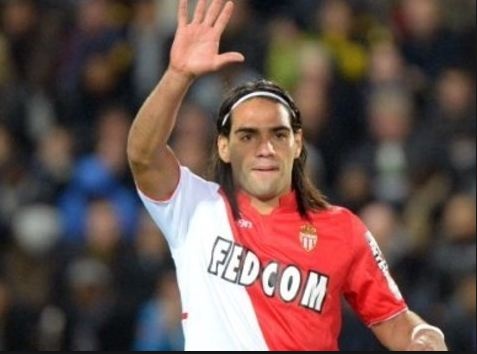 Lich thi dau 12/9: Monaco mat Falcao se ra sao? hinh anh