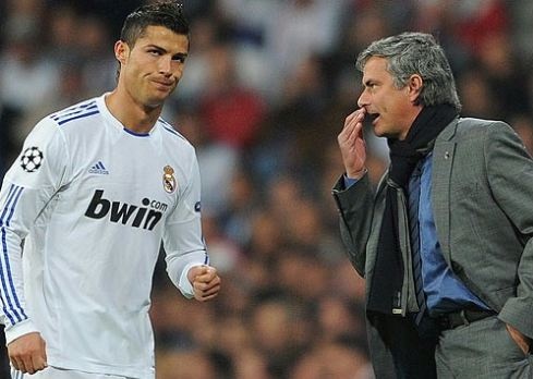 Mourinho: ‘Toi chang co quan he gi voi Ronaldo’ hinh anh