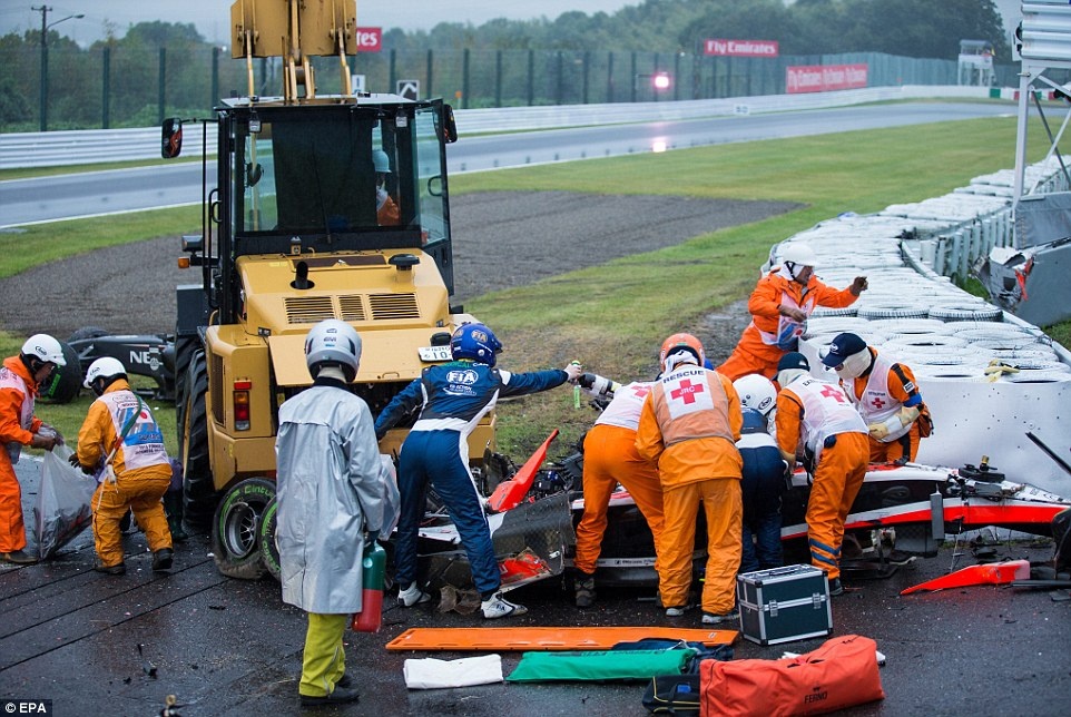 Cong bo video vu tai nan kinh hoang cua tay dua F1 hinh anh
